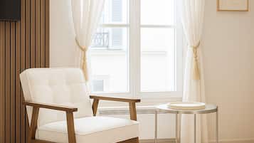 Superior Studio | Living area | 80-cm Smart TV with digital channels