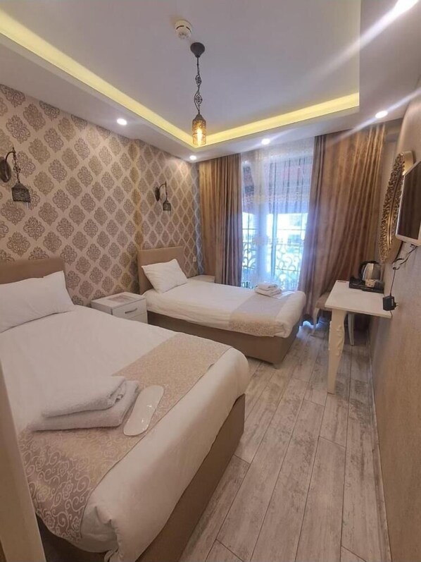 Desk, laptop workspace, free WiFi