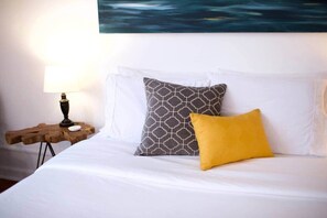 1 chambre, bureau, fer et planche à repasser, Wi-Fi gratuit