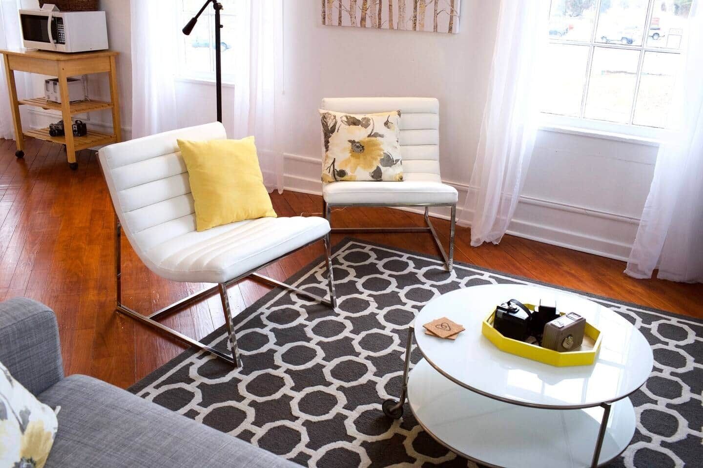 Smart TV, videojuegos, reproductor de DVD y libros 