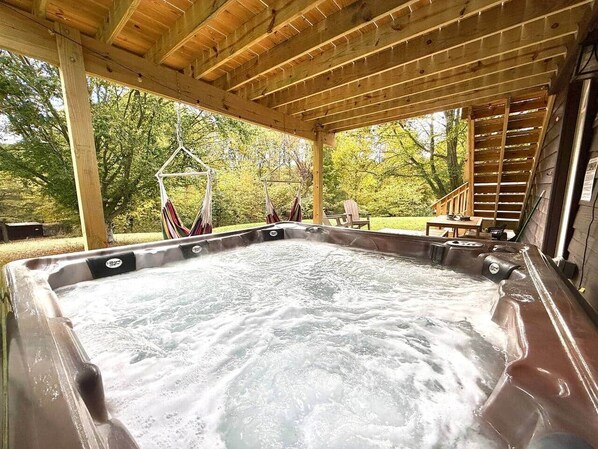 Bain à remous extérieur