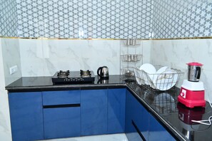 华丽双人房或双床房, 阳台 | 私人厨房 | 电热水壶