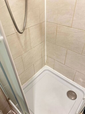 Leilighet, 1 soverom, røyk, hageutsikt | Bad