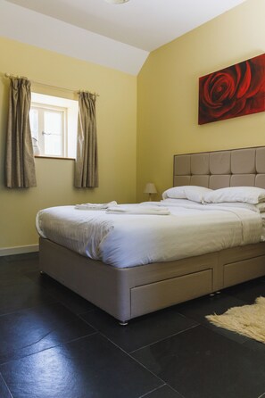 2 Schlafzimmer, Bügeleisen/Bügelbrett, WLAN