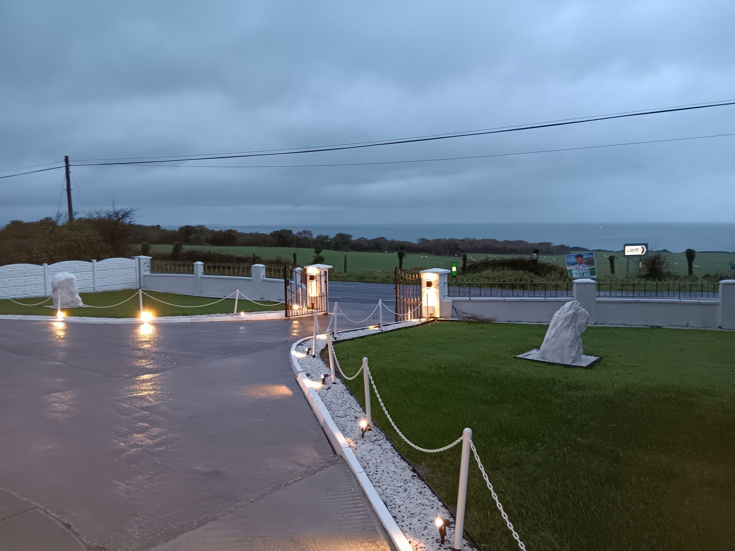 Cottage | Property grounds