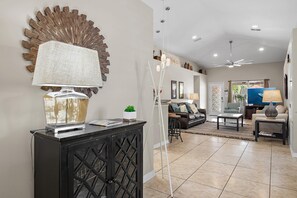 Maison, plusieurs lits (Three Palms) | Intérieur