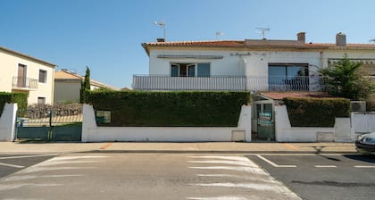 Apartment in Grau du Roi Near the Beach