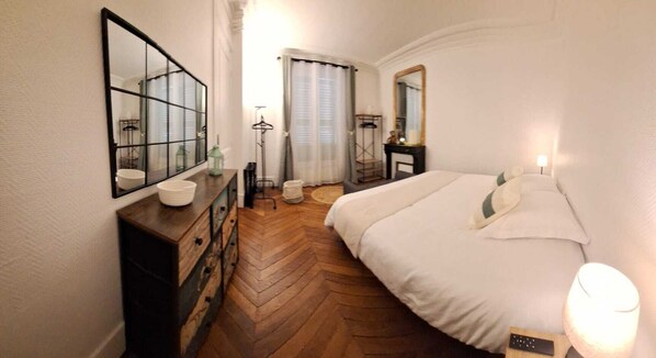 2 bedrooms, WiFi, bed sheets