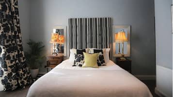 Blackout curtains, iron/ironing board, free WiFi