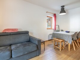Apartment | Living room