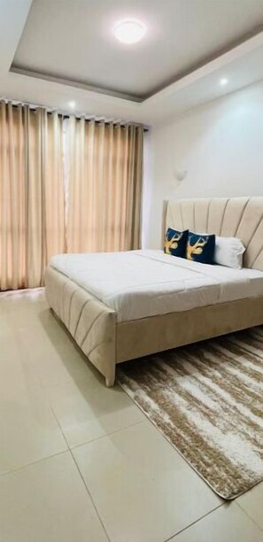 2 chambres, bureau, fer et planche à repasser, Wi-Fi gratuit
