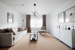 Classic Studio | Living area - Affordable SoFo Stays (Stockholm)