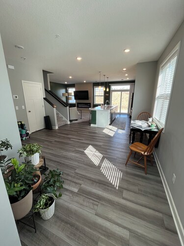 Charming 3-bedroom townhome in quiet neighborhood in Waconia