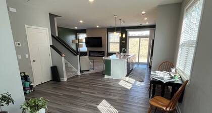 Charming 3-bedroom townhome in quiet neighborhood in Waconia