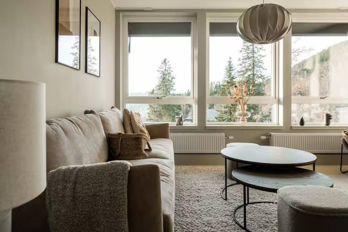 Suite | Living area