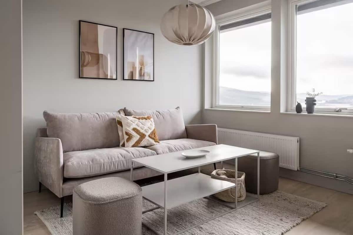 Basic Studio | Living area