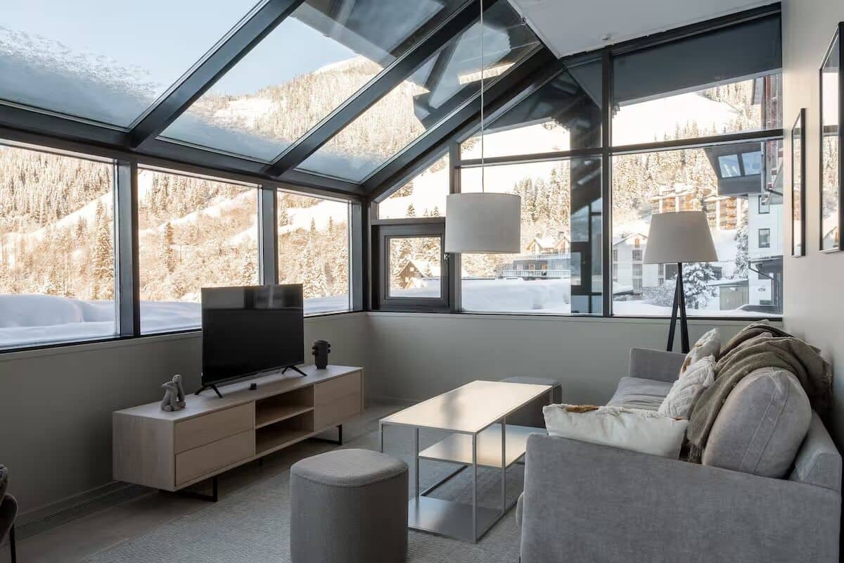 Junior House | Living area