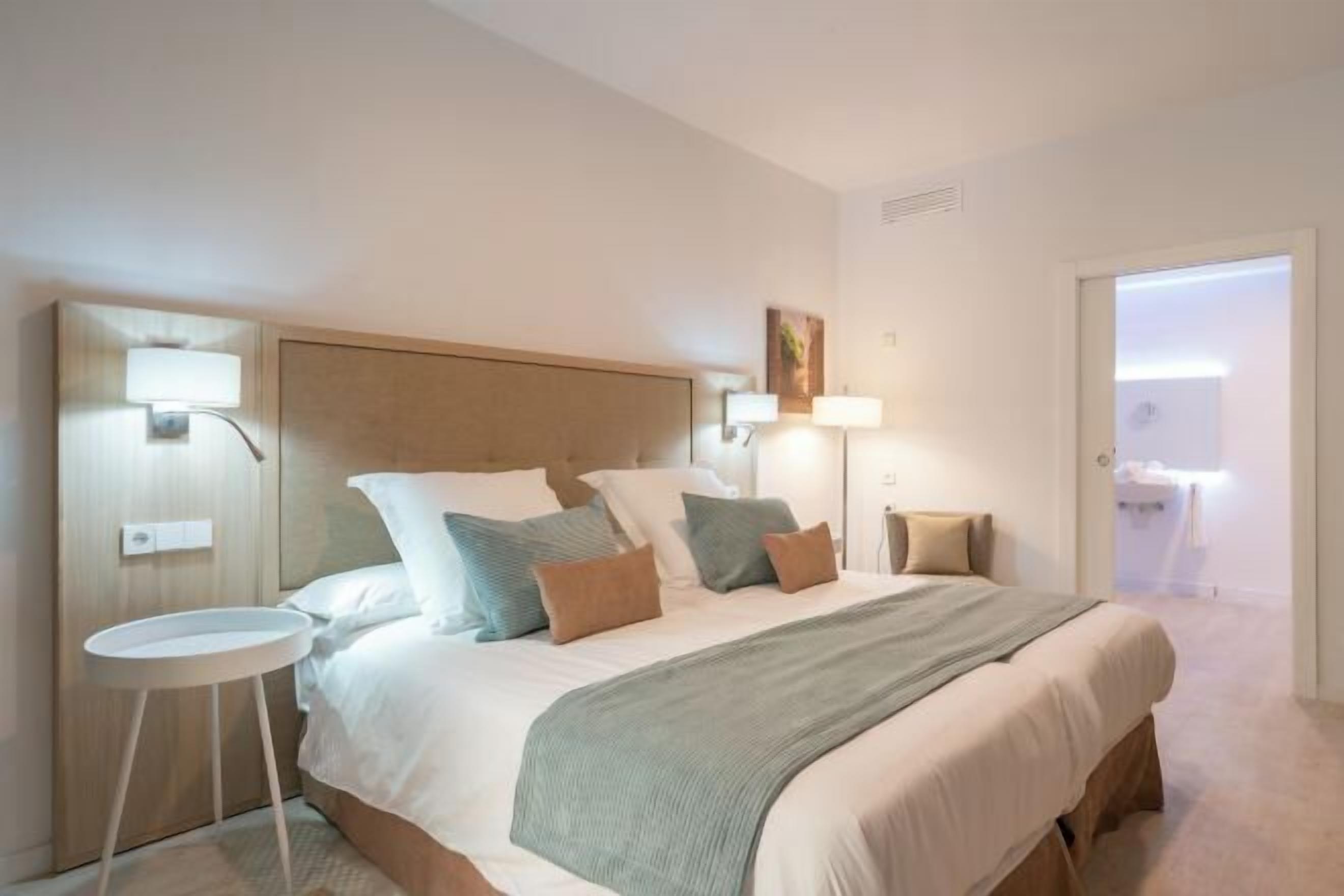 Nôi/giường cho trẻ sơ sinh 