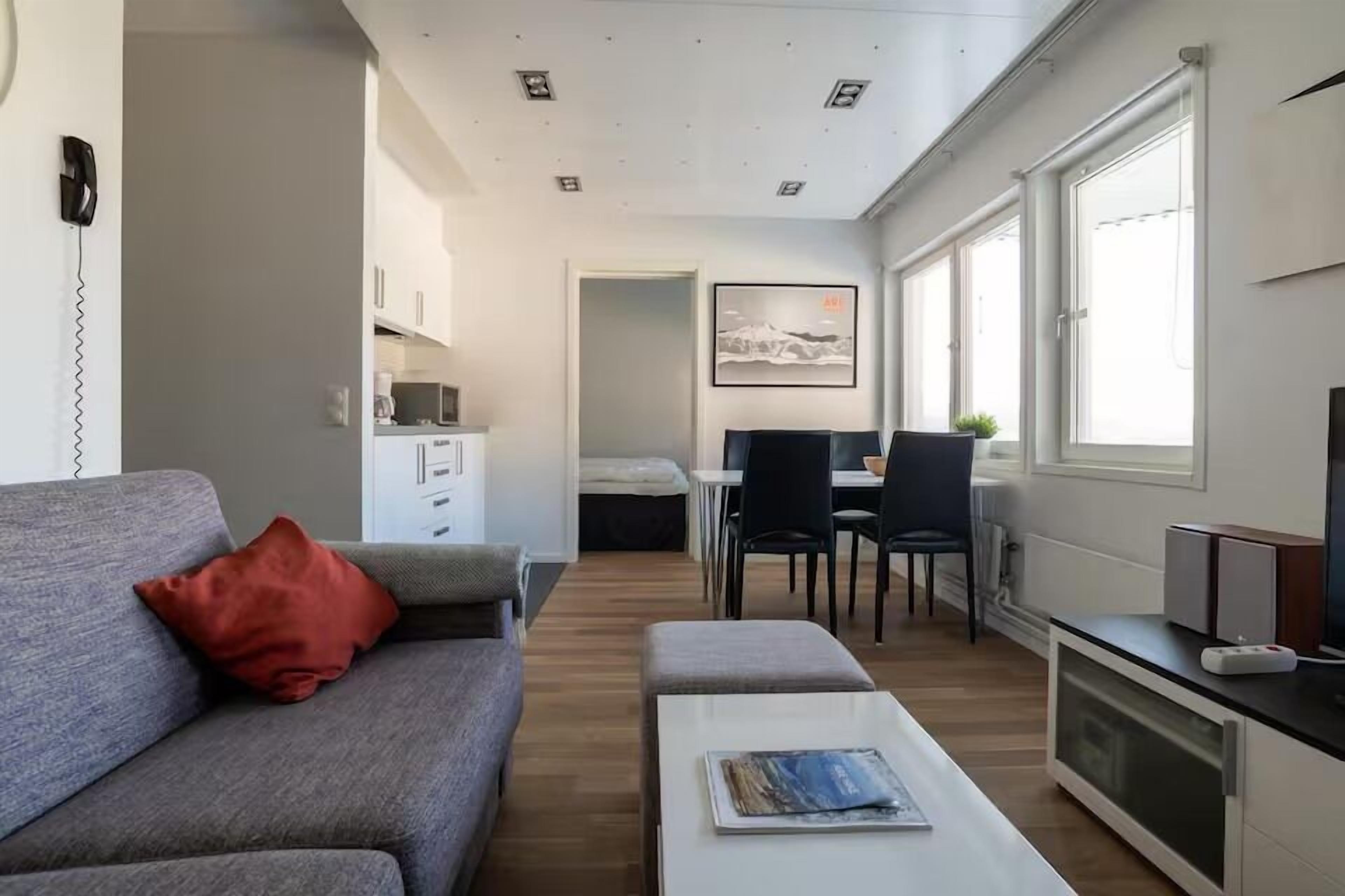 Economy Apartment | Living area