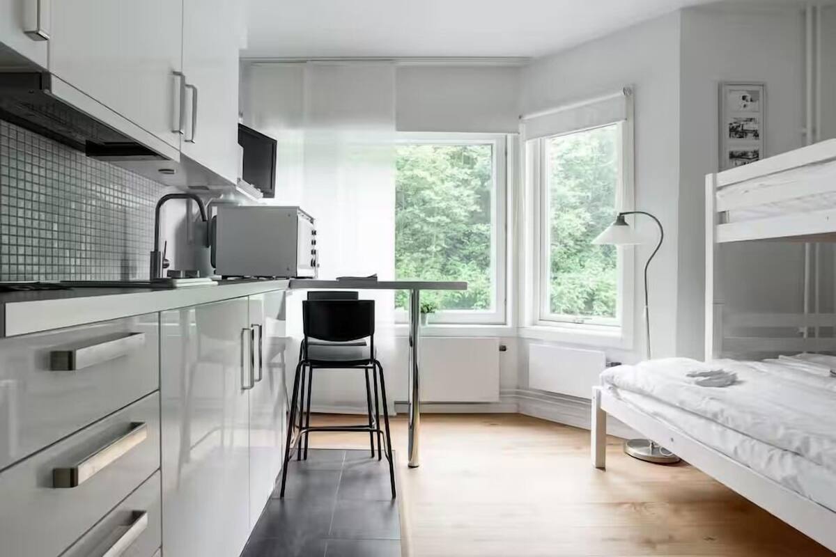 Design Studio | Free WiFi