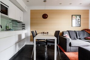 Classic Apartment | Living area