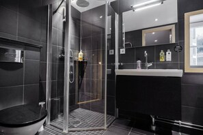 Basic-Apartment | Badezimmer