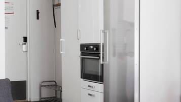 Basic House | Free WiFi