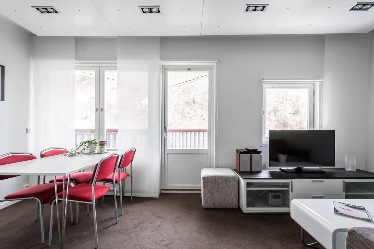 Superior House | Living area