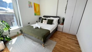 2 soverom, strykejern/-brett, wi-fi og sengetøy