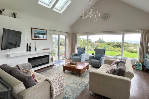 Luxury Galway Getaway With 5 Bedrooms