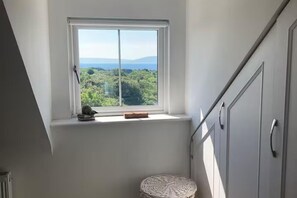 Interior - Luxury Galway Getaway With 5 Bedrooms (Spiddal)
