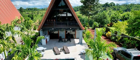 2 habitaciones y escritorio