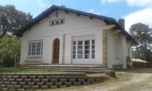 Villa Maubuisson 200m from the lake