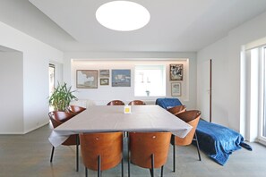 Apartment | Tempat makan