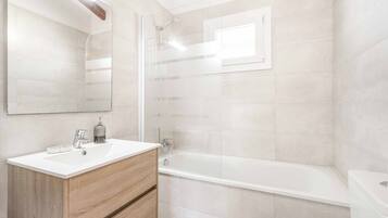 Huvila (2 Bedrooms) | Sisätilat