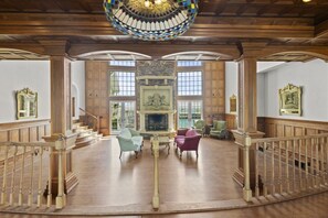 Interior - Mountain Valley Mansion / 200-Acre Farm / Sleeps 16 / Partial Property Rental (Mount Bethel)