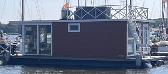 Houseboat Tomio near Amsterdam