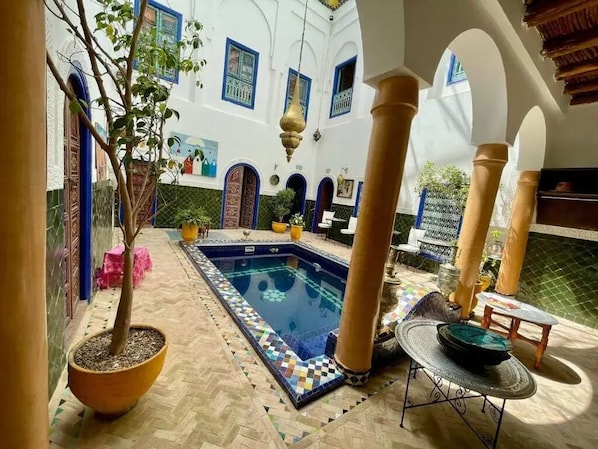 Pool