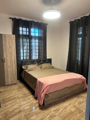 6 bedrooms