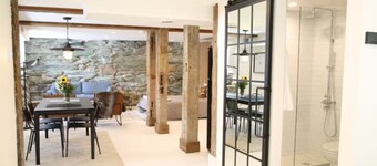 Charming studio in downtown Stowe, 15 minutes to the mountain