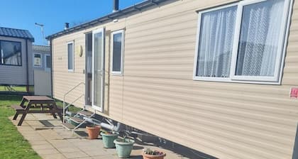 Trecco Bay Porthcawl 2-bed Caravan, Sleeps 6
