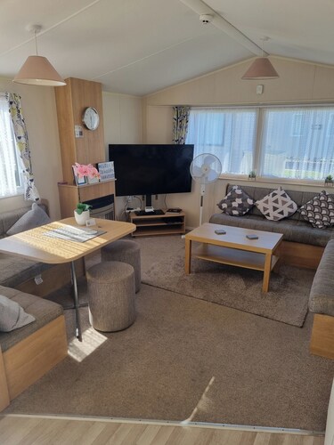 Trecco Bay Porthcawl 2-bed Caravan, Sleeps 6