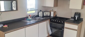 Trecco Bay Porthcawl 2-bed Caravan, Sleeps 6