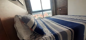 1 غرفة نوم ومكتب ومكواة/لوح كي وواي فاي مجانًا