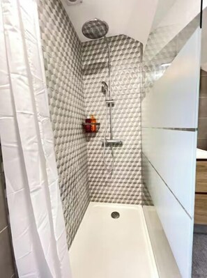 Hair dryer, towels, soap, shampoo