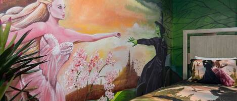 9 chambres, coffres-forts dans les chambres, fer et planche Ă repasser