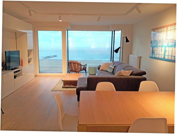 Apartment In Het Zoute With Sea Views - Brügge