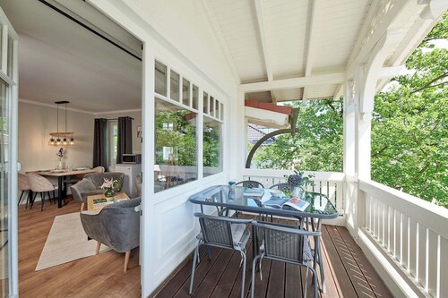Top location in Baabe: Bright vacation apartment with terrace just 5 minutes from the beach