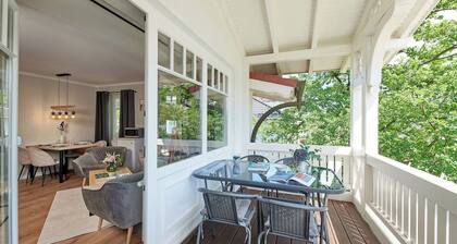 Top location in Baabe: Bright vacation apartment with terrace just 5 minutes from the beach