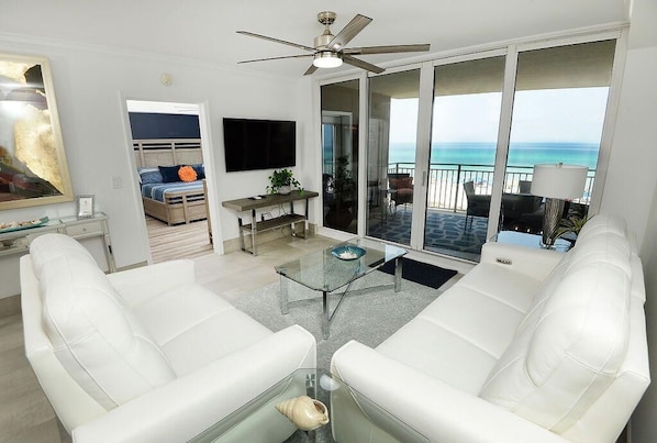 Condo, Multiple Beds (Emerald Beach 325) | Living area